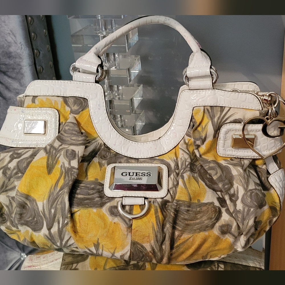 GUESS Floral White, Grey & Yellow Shoulder Bag